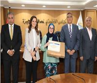 محافظ الجيزة يُكرِّم أوائل الثانوية العامة والدبلومات الفنية