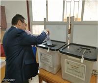 الحصرى يدلي بصوته في انتخابات الشيوخ.. ويؤكد: المشاركة ضرورة وطنية ‎