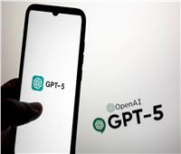 دمج GPT 5 مع Apple Intelligence الشهر المقبل