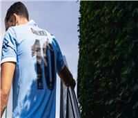 ريان شرقي يرتدي القميص رقم 10 في مانشستر سيتي