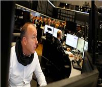 بورصات أوروبا تنتعش بدعم آمال محادثات أوكرانيا وترقب كلمة «باول»