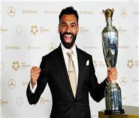 وزير الرياضة يهنئ محمد صلاح بفوزه بجائزة أفضل لاعب في الدوري الإنجليزي