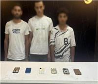 القبض على 3 أشخاص لقيامهم بسرقة الهواتف المحمولة بمدينة 15 مايو 