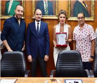 «بوابة أخبار اليوم» تكرم نجلاء بدر بعد نجاحها في «أزمة ثقة»