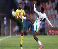 نيجيريا تعقد فرص التأهل للمونديال بالتعادل مع جنوب أفريقيا