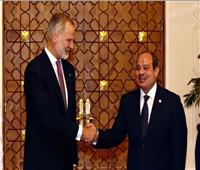 الرئيس السيسي وقرينته يتبادلان أرفع الأوسمة مع ملك وملكة إسبانيا
