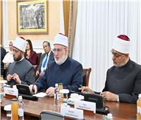 رئيس مجلس الشيوخ الكازاخستاني يستقبل وفد الأزهر المشارك في قمة زعماء الأديان 