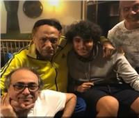 صورة جديدة للزعيم عادل إمام تشعل السوشيال ميديا