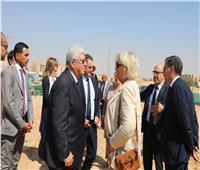 وزير التعليم العالي يبحث مع وفد مجلس الشيوخ الفرنسي تعزيز التعاون الأكاديمي والبحثي