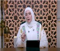 دينا أبو الخير ترد على سؤال بشأن أم تتبع نظرية فرق تسد 