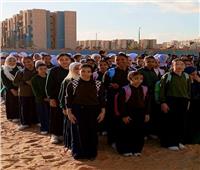 التزام الطلاب وأداء الطابور الصباحي بمدارس إدارة المستقبل التعليمية بالقاهرة.. صور