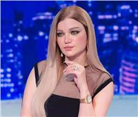 ياسمين الخطيب تعلق على أزمة طلاق مسلم: «مهزلة وأتمنى يرجع لمراته»