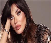 نادين نسيب نجيم تتصدر التريند بعد سقوطها في أبوظبي