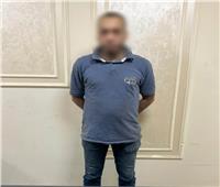 القبض على «سايس» يجبر مواطنًا على دفع مبلغ مالي لـ«ركنة سيارة» 