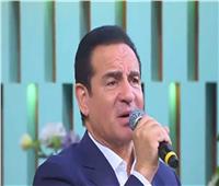 محمد ثروت: أرحب بديو مع ويجز أو توليت.. وأسمع كل الألوان الفنية