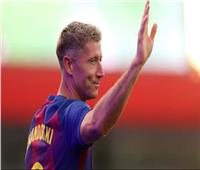 لخلافة ليفاندوفسكي.. برشلونة عينه على موهبة فياريال