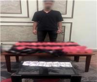 ضبط شخص روّج لبيع أدوات منافية للآداب عبر مواقع التواصل الاجتماعي بالإسكندرية