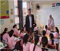 مدير "تعليم دمياط": المدرسة مؤسسة متكاملة لتخريج جيل جديد يتسلم أمانة مصر