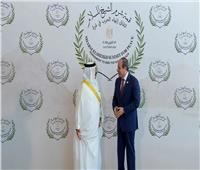 الرئيس السيسي يستقبل ملك البحرين قبيل انطلاق قمة شرم الشيخ للسلام