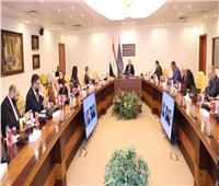 عمرو طلعت يجتمع بأعضاء لجنة حماية حقوق مستخدمي الاتصالات
