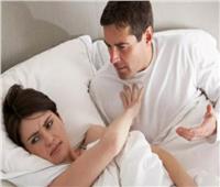 هل يجوز للزوجة أن تمنع نفسها عن زوجها لأنه لا يصلي؟.. أمين الفتوى يجيب