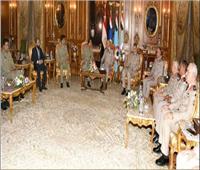 وزير الدفاع ورئيس الأركان يلتقيان رئيس أركان القوات البرية الباكستانية