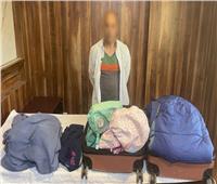 ضبط قائد سيارة تابعة لإحدى شركات النقل الذكى استولى على حقيبة سيدة أجنبية