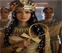 نجوم الفن يتألقون بالزي الفرعوني في افتتاح المتحف المصري الكبير 