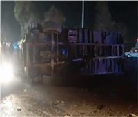 مصرع 4 أشخاص وإصابة 11 في حادث انقلاب ميكروباص بأسيوط 