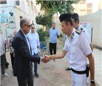 محافظ المنيا يتفقد عدداً من اللجان الانتخابية لمتابعة سير انتخابات النواب