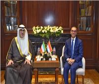 مضاعفة حجم التجارة تتصدر مباحثات وزير الاستثمار مع وزير الصناعة الكويتي