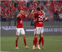 تريزيجيه يسجل الهدف الأول للأهلي في شباك شبيبة القبائل