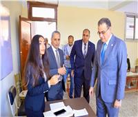 رئيس «التنظيم والإدارة» يدلي بصوته في انتخابات مجلس النواب