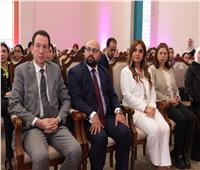 المستشارة أمل عمار تشهد احتفالية وزارة الأوقاف بالتعاون مع القومي للمرأة