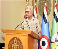 وزير الدفاع : الاستعداد الدائم لمواجهة المخاطر والتهديدات واجب لا يحتمل التهاون