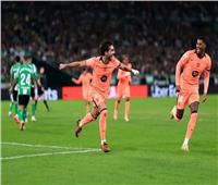 الشوط الأول| برشلونة يكتسح بيتيس في الدوري الإسباني