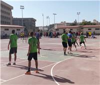 محافظ أسيوط يهنئ فريق اليد بتحقيق المركز الثالث بدوري مراكز الشباب بالإسكندرية