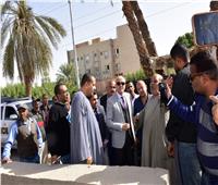 محافظ الأقصر يتفقد مساكن الطود تمهيدًا لافتتاحها خلال الاحتفالات بعيد الأقصر