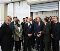 رئيس الوزراء يتفقد مشروع رفع كفاءة مركز تكنولوجيا دباغة الجلود بالروبيكي