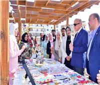 بمشاركة 45 عارضًا.. محافظ الأقصر يفتتح معرض منصة أيادي مصر