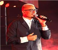 عمرو دياب يتألق في حفل خاص بأبو ظبي 