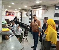 رئيس أشمون يتابع انتظام العمل بملف التصالح بالمركز التكنولوجي لخدمة المواطنين 
