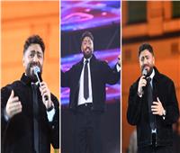 الجمهور استقبله بالورود.. تامر حسني يغني للعندليب في أول حفل بعد أزمته الصحية 