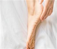 مسمار في القدم.. أسباب وأعراض الشوكة العظيمة وطرق علاجها