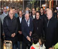 محافظ الإسماعيلية يشارك المواطنين الاحتفال بالعام الجديد من ساحة منتجع الفيروز