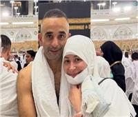 منة شلبي وزوجها أحمد الجنايني يؤديان مناسك العمرة