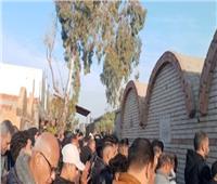 أهالي القليوبية يشيعون جثمان طالب قتل على يد صديقه ببنها
