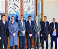 نائب محافظ سوهاج يهنئ مجلس إدارة نادى القضاة الجديد