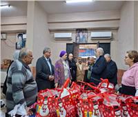 رئيسة القومي للطفولة تزور أطفال جمعية المعهد القبطي الخيري لتهنئتهم بعيد الميلاد 