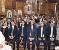 محافظ القليوبية يشارك في قداس عيد الميلاد بكنيسة العذراء ببنها.. ويؤكد على قيم الوحدة الوطنية